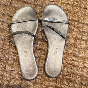 silver Gemma TKEES 9